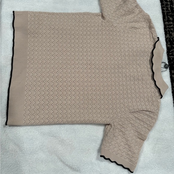 ADRIANNA PAPELL Beige Short Sleeve women t-Shirt - Picture 3 of 9